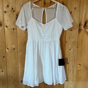White Lulu's Flutter Sleeve Swiss Dot Dress with Keyhole Back-- New with Tags